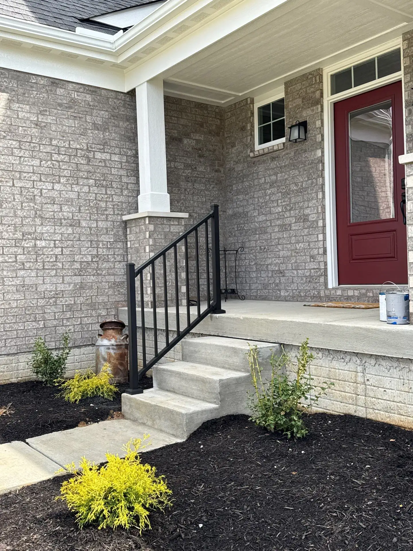 7f4efd1a-e941-43ff-90b2-7258b8633296 new railing installation by Enterprise Home Solutions