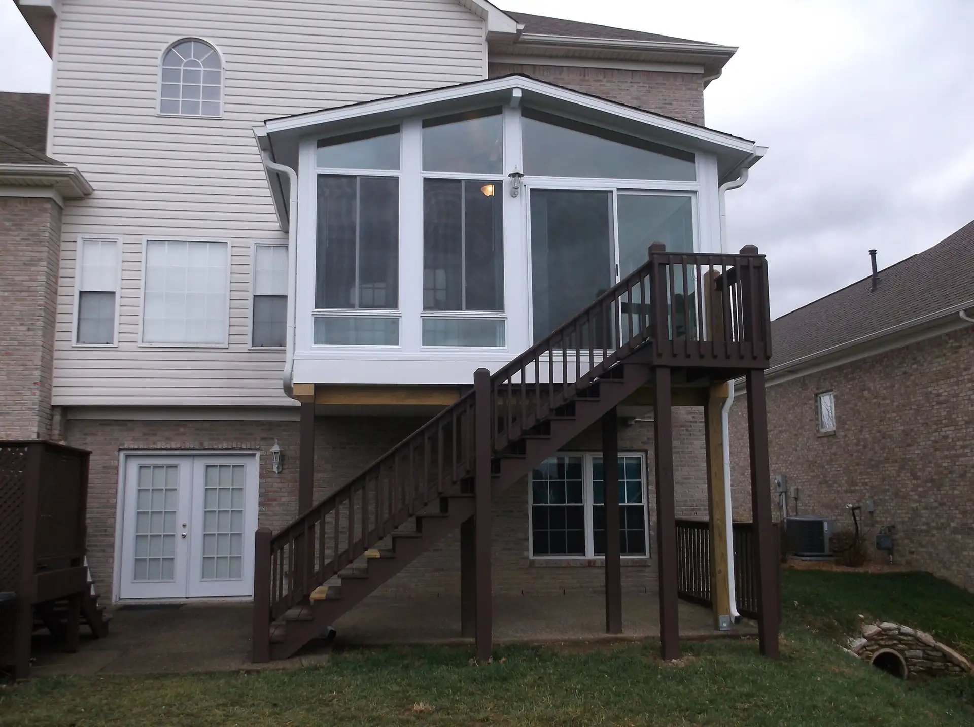 Lavonda-Richards-after-scaled sunroom