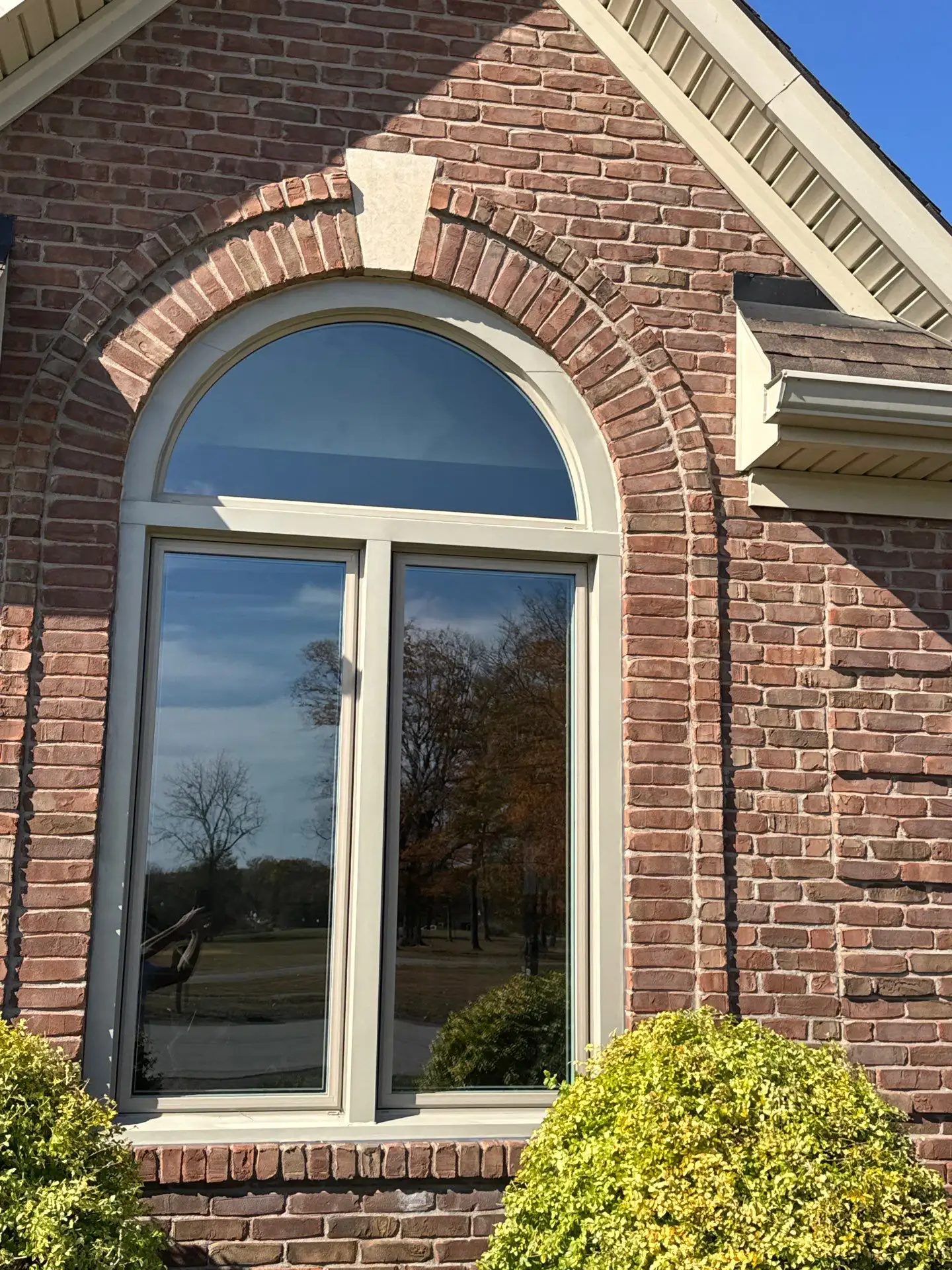 fdbb2bb8-0b98-4dde-abd3-dd9b081ed6fb new window installation by Enterprise Home Solutions